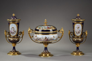 Coupe en porcelaine de Sèvres