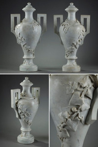 Paire de vases en marbre