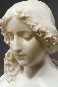 Art Nouveau bust in alabaster