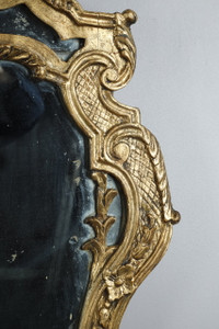 Miroir de style vénitien en bois doré