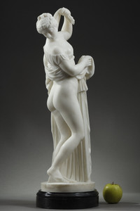 Sculpture in white marble, Venus Callipygeus