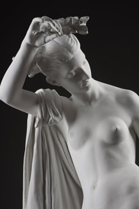 Très grande sculpture de la nymphe Amalthée