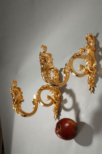 PAIR OF CURTAIN TIEBACKS IN THE LOUIS XV STYLE