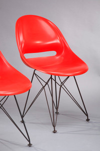 SET OF FOUR CHAIRS WITH BASE IN CHARLES EAMES STYLE 