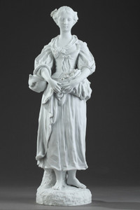 STATUETTE EN BISCUIT "JEUNE FILLE A LA CRUCHE CASSEE", XIXE SIECLE