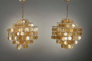 PAIR OF FUN MOTHER-OF-PEARL PENDANT LIGHTS IN THE STYLE OF VERNER PANTON