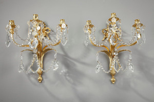 Neoclassical wall light