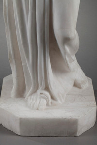 J. Espasa, figure en marbre XXe