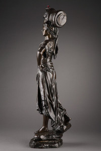 Sculpture en bronze patiné "Vers la source" d'Édouard Drouot  (1859-1945)