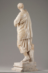 ALABASTER SCULPTURE : ARTEMIS CALLED DIANE DE GABIES