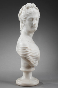Statue ancienne "Diane" en marbre