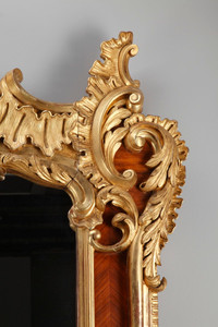 Très grand miroir de style Rococo