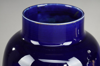 图尔出土的蓝色花瓶，约1900年