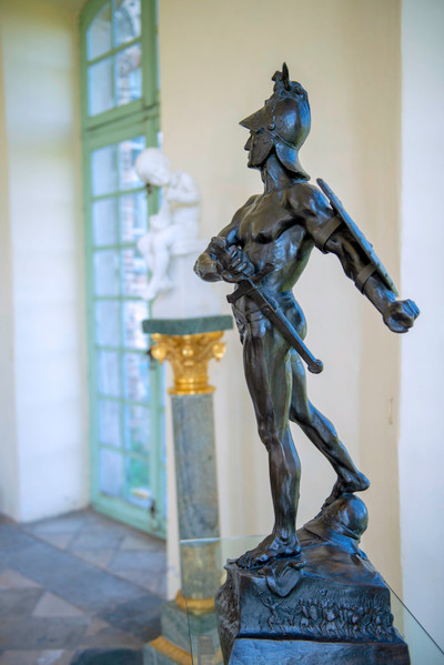 BRONZE SCULPTURE "THE WARRIOR" BY AUGUSTE DE WEVER (1836-1910)