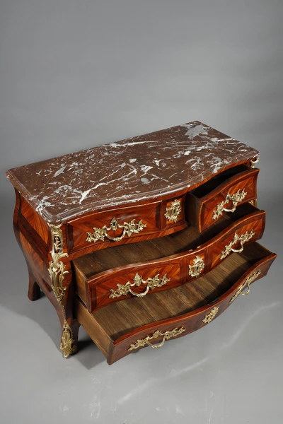Commode XVIIIème estampillée Lapie