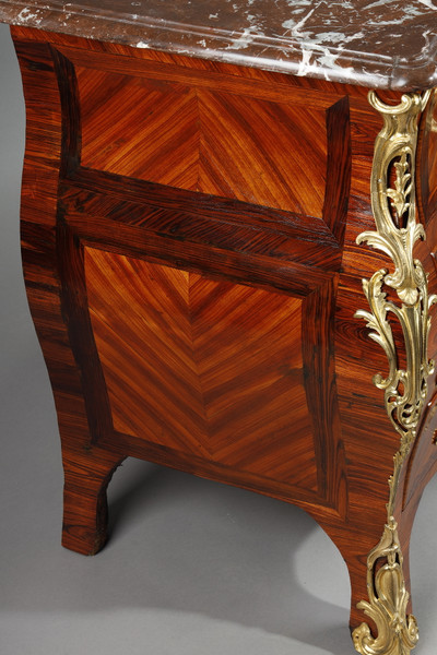 Commode XVIIIème estampillée Lapie
