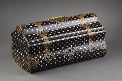 КОРОБКА С ПОДПИСЬЮ АЛЬФОНСА ЖИРУ ПАРИ