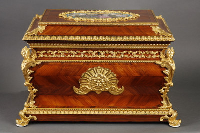 LOUIS XV STYLE BOX IN ROSEWOOD, GILT BRONZE AND PORCELAIN, NAPOLEON III