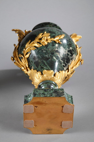 PAIRE DE VASE EN MARBRE ET BRONZE, NAPOLÉON III