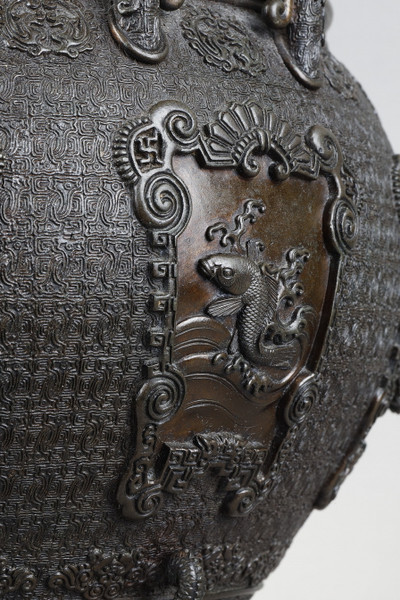 Un grand brûle parfum ou koro signé Oshima Joun