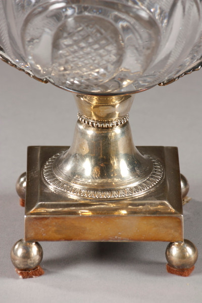 Un drageoir en cristal de Creusot et argent