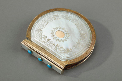 SMALL ANTIQUE PURSE IN MOTHER-OF-PEARL, ENAMEL, VERMEIL AND TURQUOISE, 19TH CENTURY