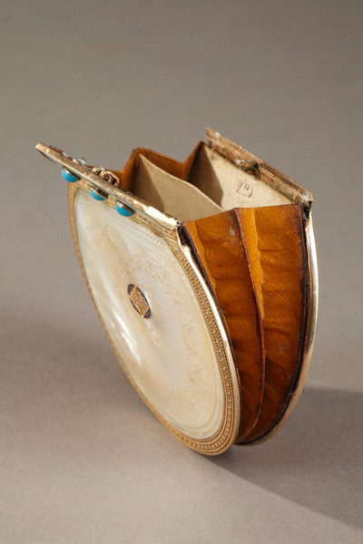 SMALL ANTIQUE PURSE IN MOTHER-OF-PEARL, ENAMEL, VERMEIL AND TURQUOISE, 19TH CENTURY