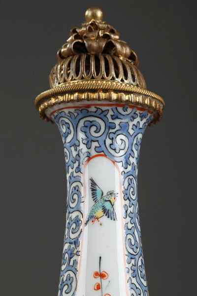 ANTIQUE PERFUME BOTTLE: OPIUM VIAL IN PORCELAIN AND ENAMEL, MANUFACTURE SAMSON