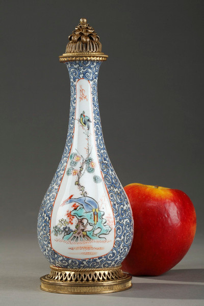 ANTIQUE PERFUME BOTTLE: OPIUM VIAL IN PORCELAIN AND ENAMEL, MANUFACTURE SAMSON