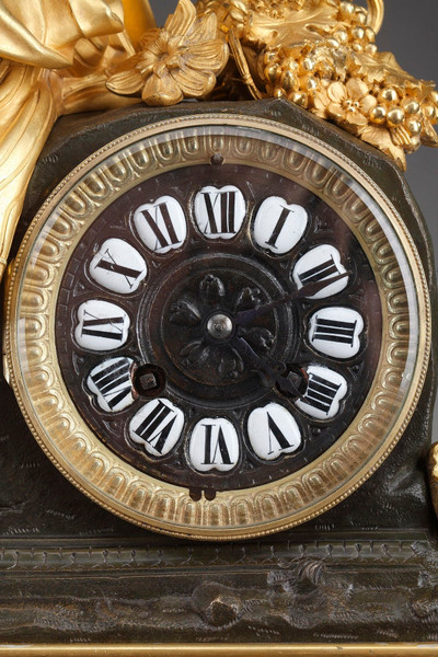 PENDULE HORLOGE "ESMERALDA" OU "LA DANSEUSE AU TAMBOURIN"