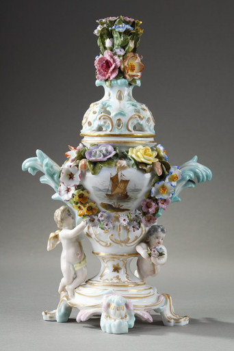 レア！Meissen Porcelain 皿 新品未使用品 Lot - MEISSEN PORCELAIN 'GOLD BAROQUE' PATTERN PART TEA AND