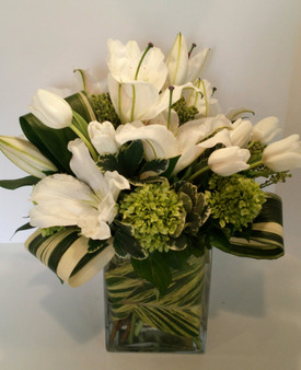 Holiday Lily - Flower Deliveries Deerfield IL - Jan Channon Flowers