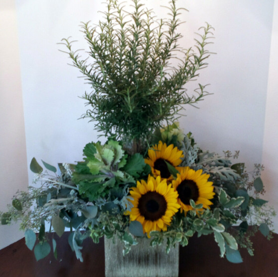 WeddingsExpress Farm-to-Table Wedding Design - Wedding Centerpieces Lake Forest IL - Jan Channon Flowers