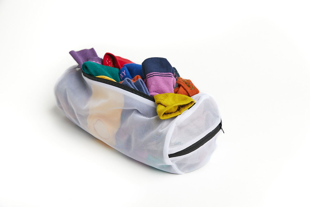 Lukzer Set of 3 Mesh Laundry BagsSocks Lingerie Saver Mesh Net Wash  nylon Bag Pouch