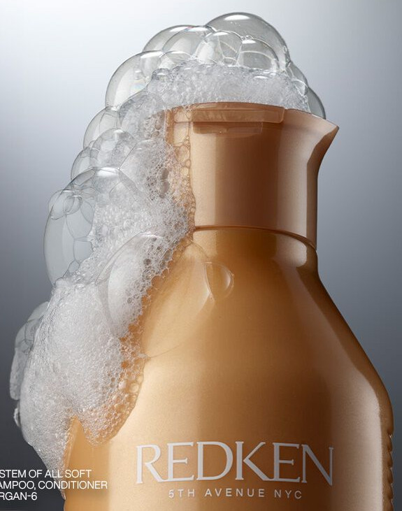 REDKEN All Soft Holiday Kit – 16.9oz Shampoo & Conditioner Duo