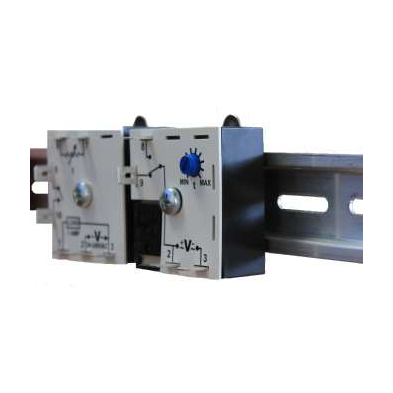 Macromatic 70500 kit holding THx timers on DIN rail