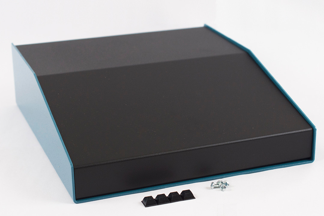 Hammond Manufacturing 1456KL3BKBU Console Enclosure