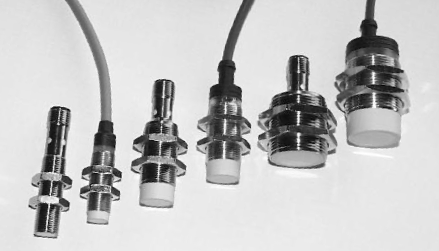 Carlo Gavazzi IA12DSF04DC Inductive Proximity Sensor
