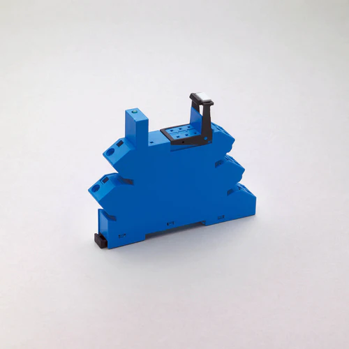 Finder 93.52.0.024 Relay Socket