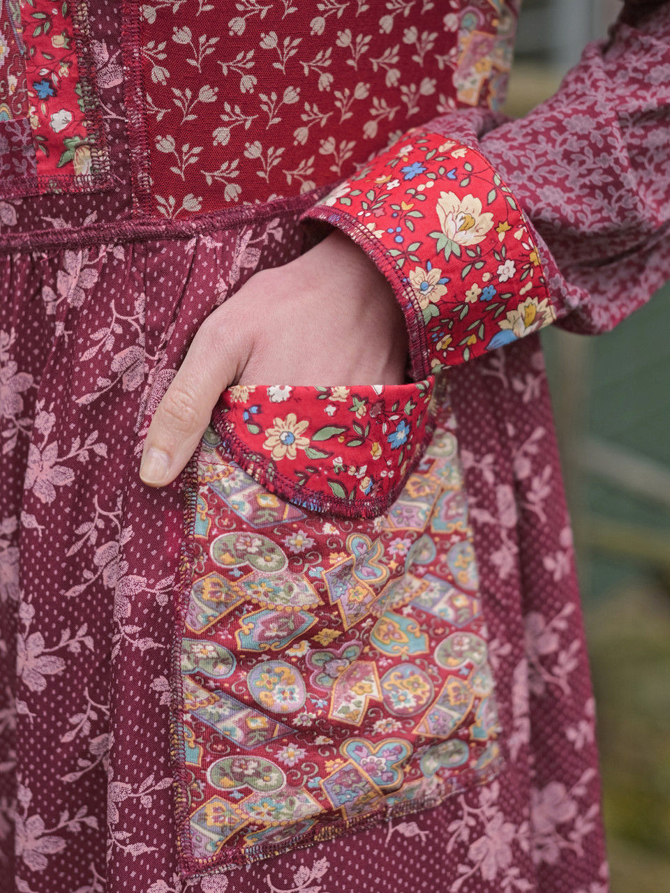 【アメリ】AMERI FLOWER PATCHWORK CUT DRESS Ameri FLOWER PATCHWORK CUT DRESS Ameri (アメリ) FLOWER CUT