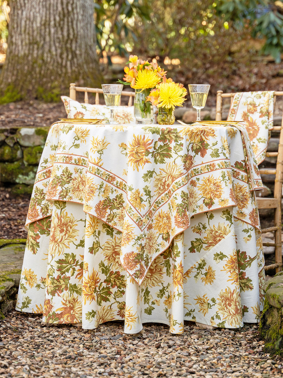 Antoinette Tablecloth | Shop Beautiful Designs by April Cornell