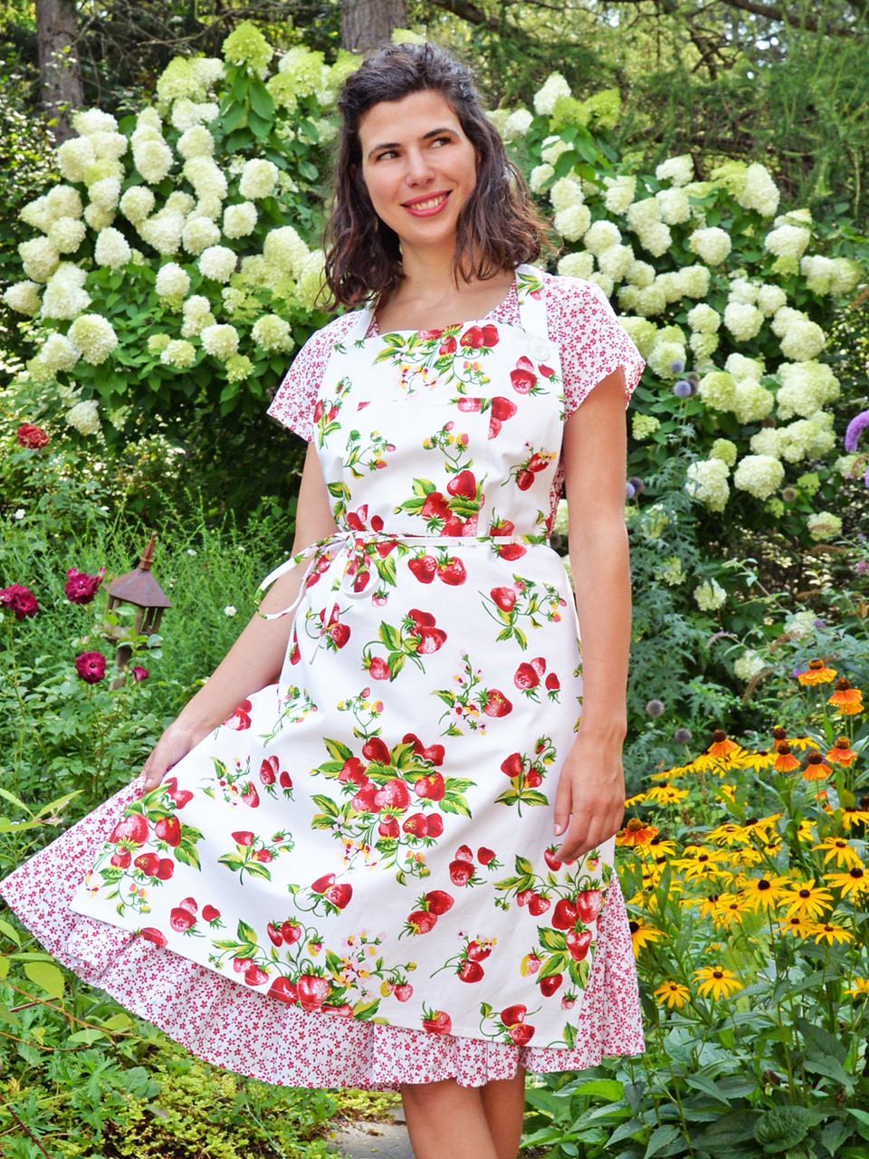 Strawberry Basket Chef Apron | Shop Beautiful Designs by April Cornell