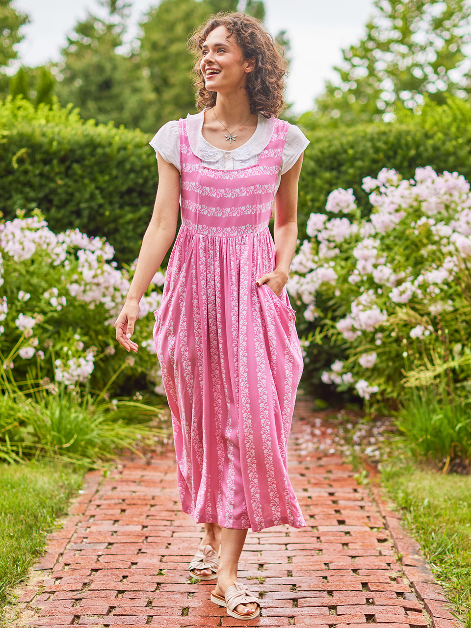 Top pink pinafore Shop