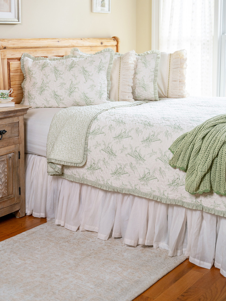 アクセサリー CAREERING QUILT 701 (SV) pierce Lily of the Valley Quilt - Sage | Shop Beautiful Designs by April
