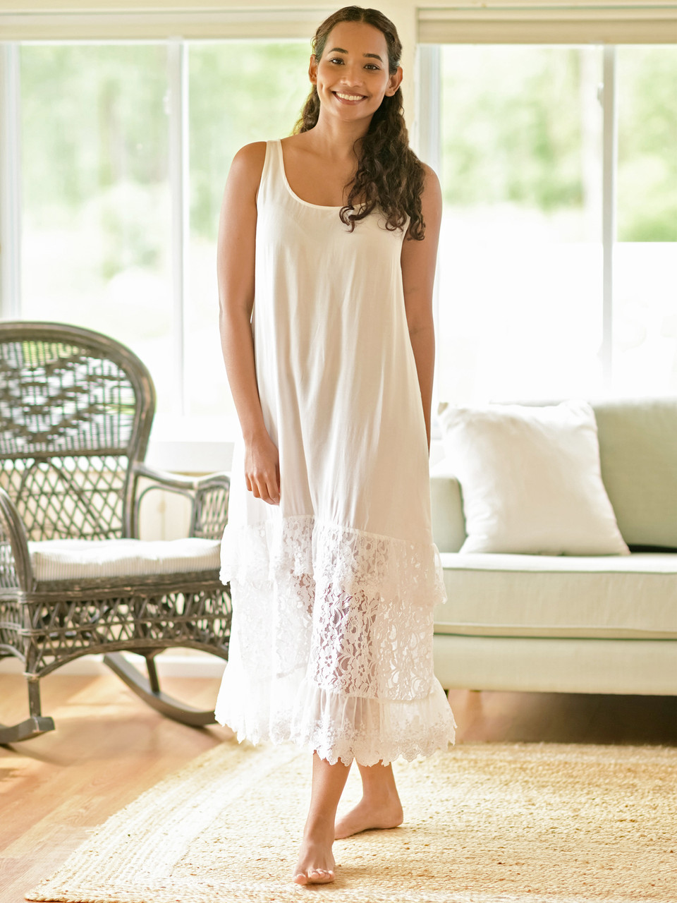 GlamLipsアンサンブルライク カーデ ＆ トップス Camille Slip - White | Shop Beautiful Designs by April Cornell