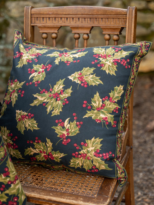 Winterberry Cushion Cover