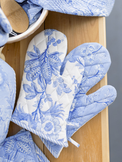 Blue Skies Patchwork Oven Mitt Set of 2 - Blue