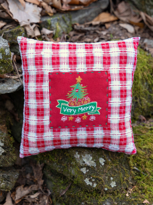 Very Merry Cushion with Filler - Yuletide