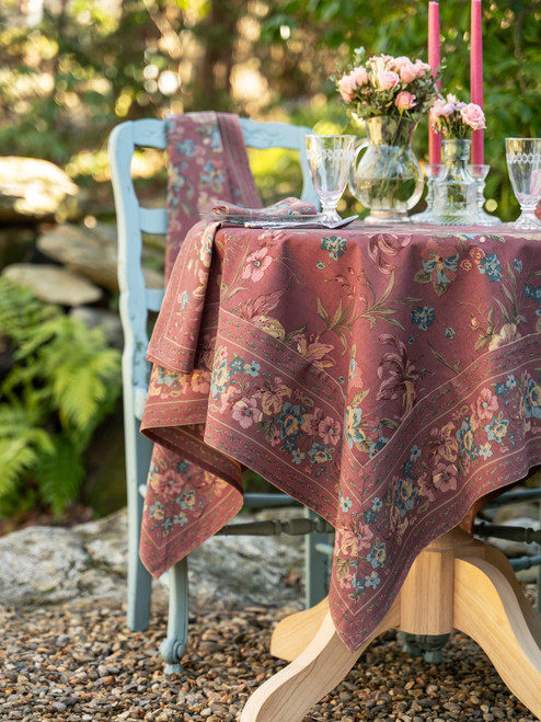 Lillianna Tablecloth - Old Rose