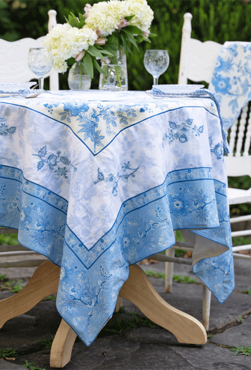 Shop Tablecloths